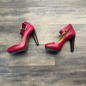 Nine West – Dark Pink Leather “Cavewoman” Heel – Size 7.5